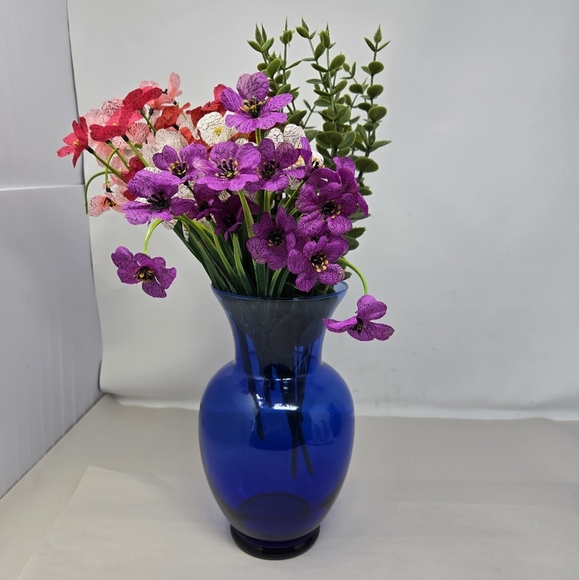 Colbalt Blue Handblown Glass Vase Urn 9 Inches Tall Curve Body Fluted Mouth - Picture 2 of 9